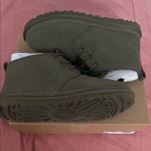 UGG Women Neumel Boots in Olive Green